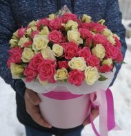 Композиция «Алла» в шяпной коробке Композиция «Алла» в шяпной коробке